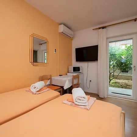 Guest house Studios Lavender 3*