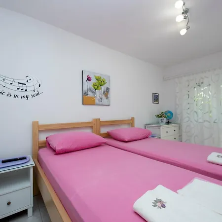 Guest house Studios Lavender 3*